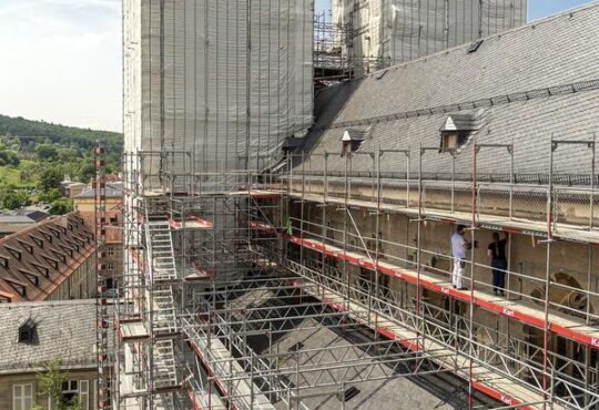 6,7 Millionen für Sanierung der Fassaden der ehemaligen Abteikirche St. Michael