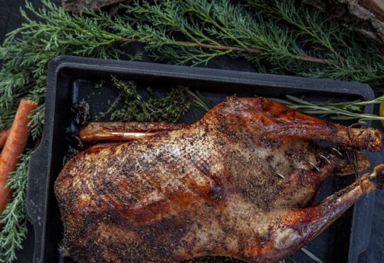 Weihnachtstrend 2021: Dieses Jahr kommt die Gans vom Grill