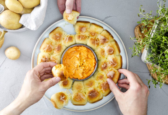 Rezept für Pull-Apart-Bread: Trendiges Finger-Food für die Grillsaison