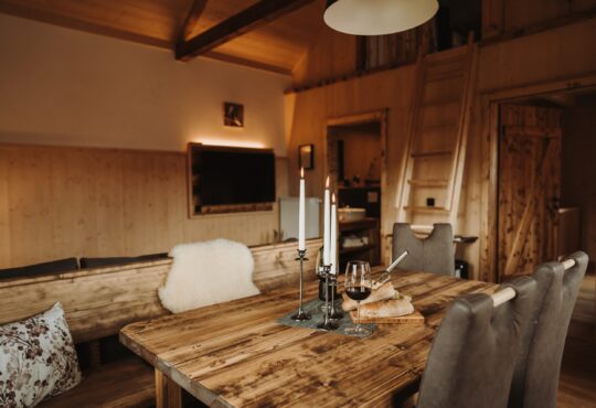 Entspannung pur im urigen Ferienhaus mit Sauna in Schotten - Oberwald Chalets Hessen