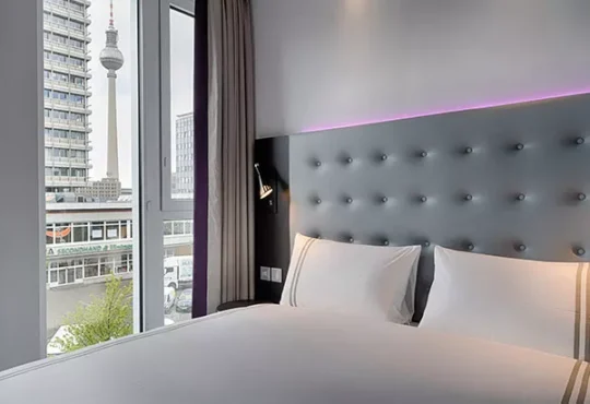 Deutschlands größtes Premier Inn Hotel eröffnet heute in Berlin mit 403 Zimmern direkt am Alexanderplatz