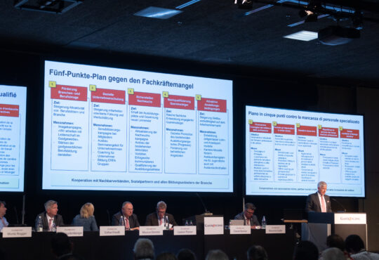 Mit fünf Punkten gegen den Fachkräftemangel