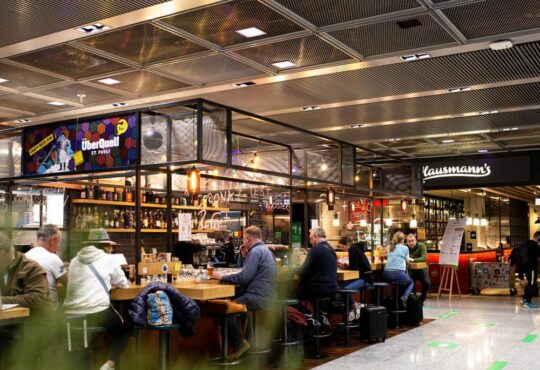 Hausmanns Flughafen Frankfurt