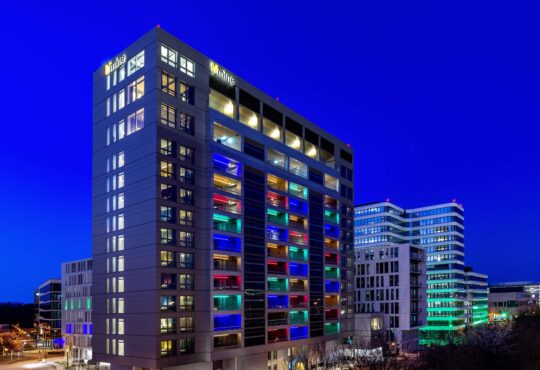 Bildunterschrift: In Central Europe begrüßte WorldHotels unter anderem das b’mine Hotel Frankfurt Airport, mit dem erstmals die Crafted Collection in Deutschland launchte.